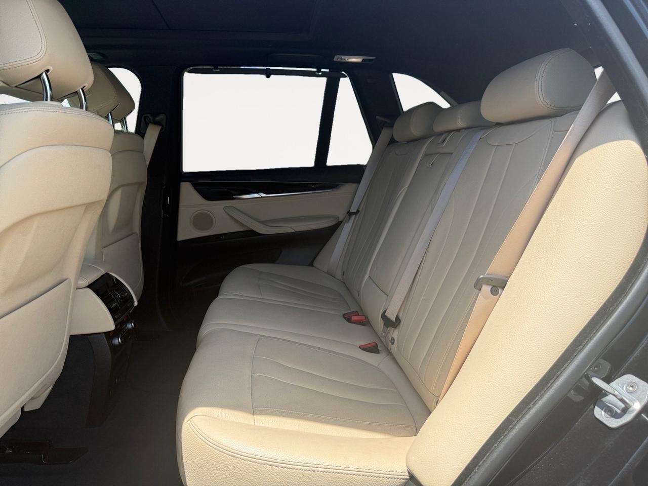 2018 BMW X5 sDrive35i, HEATED SEATS, MOONROOF, POWER LIFTGATE, BACKUP CAMERA, BLUETOOTH, POWER MIRRORS, CLEAN CARFAX, ONLY 1 OWNER! Norfolk VA 2018 BMW X5 sDrive35i, HEATED SEATS, MOONROOF, POWER LIFTGATE, BACKUP CAMERA, BLUETOOTH, POWER MIRRORS, CLEAN CARFAX, ONLY 1 OWNER! Norfolk VA