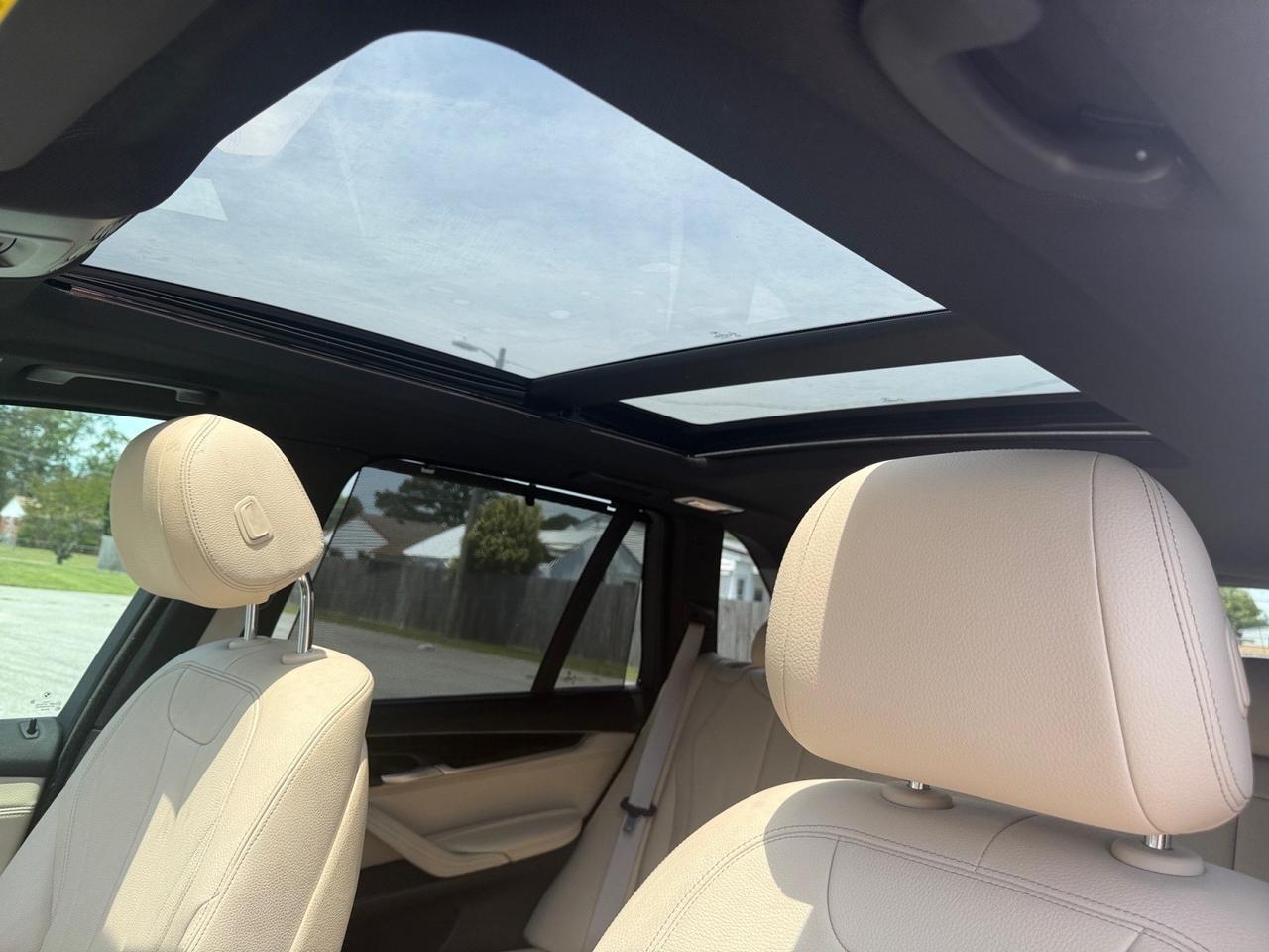 2018 BMW X5 sDrive35i, HEATED SEATS, MOONROOF, POWER LIFTGATE, BACKUP CAMERA, BLUETOOTH, POWER MIRRORS, CLEAN CARFAX, ONLY 1 OWNER! Norfolk VA 2018 BMW X5 sDrive35i, HEATED SEATS, MOONROOF, POWER LIFTGATE, BACKUP CAMERA, BLUETOOTH, POWER MIRRORS, CLEAN CARFAX, ONLY 1 OWNER! Norfolk VA