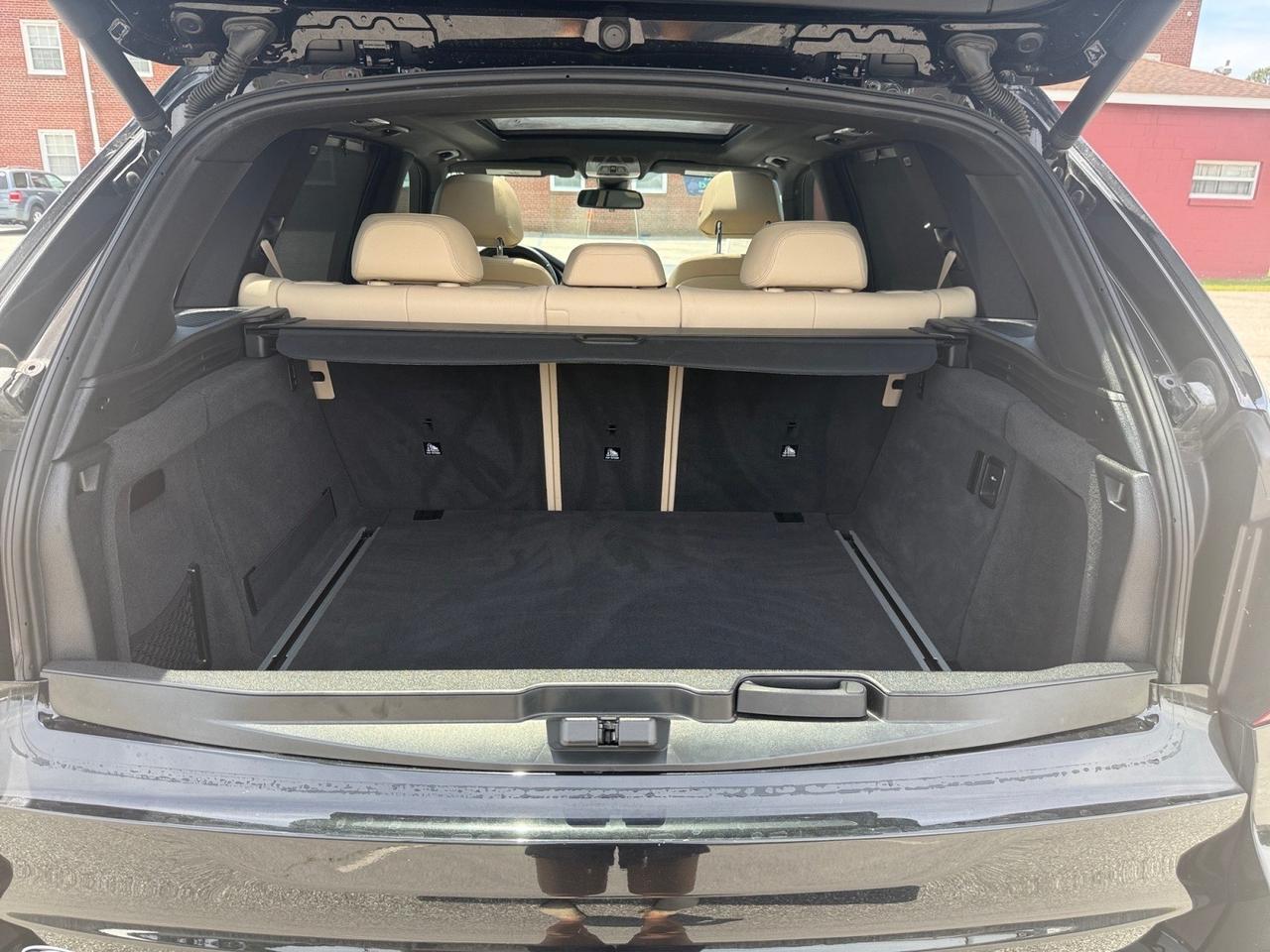 2018 BMW X5 sDrive35i, HEATED SEATS, MOONROOF, POWER LIFTGATE, BACKUP CAMERA, BLUETOOTH, POWER MIRRORS, CLEAN CARFAX, ONLY 1 OWNER! Norfolk VA 2018 BMW X5 sDrive35i, HEATED SEATS, MOONROOF, POWER LIFTGATE, BACKUP CAMERA, BLUETOOTH, POWER MIRRORS, CLEAN CARFAX, ONLY 1 OWNER! Norfolk VA
