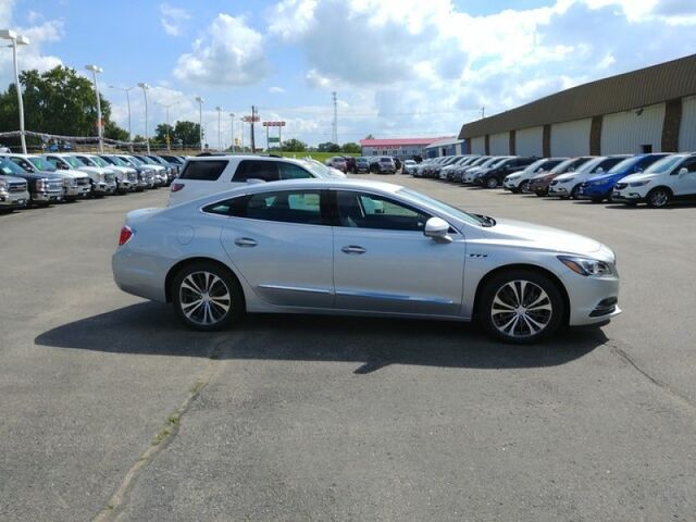 2018 Buick LaCrosse Essence Oshkosh WI