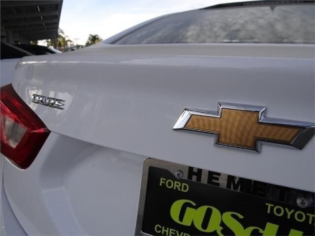 2018 Chevrolet Cruze LS Oshkosh WI