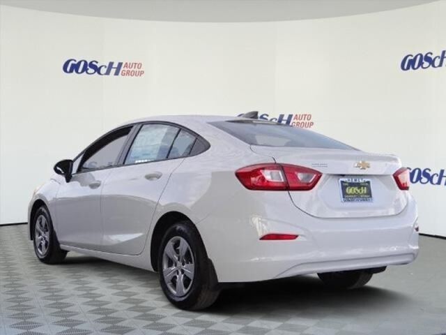 2018 Chevrolet Cruze LS Oshkosh WI