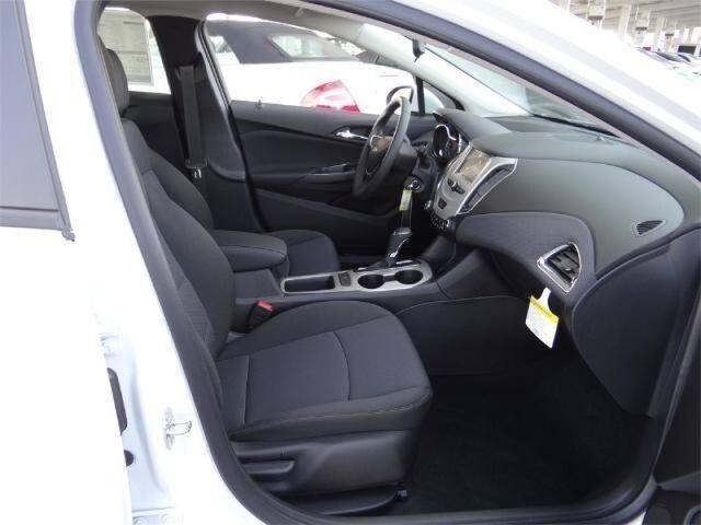 2018 Chevrolet Cruze LS Oshkosh WI