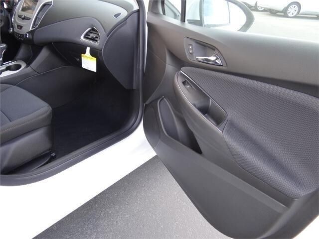 2018 Chevrolet Cruze LS Oshkosh WI