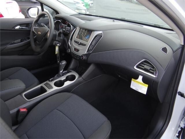 2018 Chevrolet Cruze LS Oshkosh WI