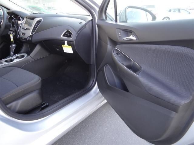2018 Chevrolet Cruze LS Oshkosh WI
