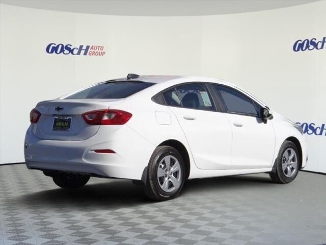 2018 Chevrolet Cruze LS Oshkosh WI