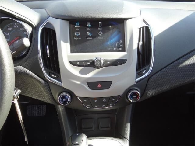 2018 Chevrolet Cruze LS Oshkosh WI