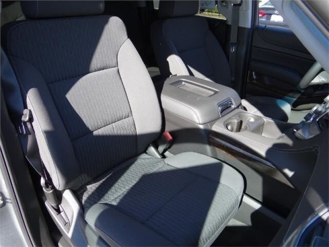 2018 Chevrolet Suburban LS Oshkosh WI