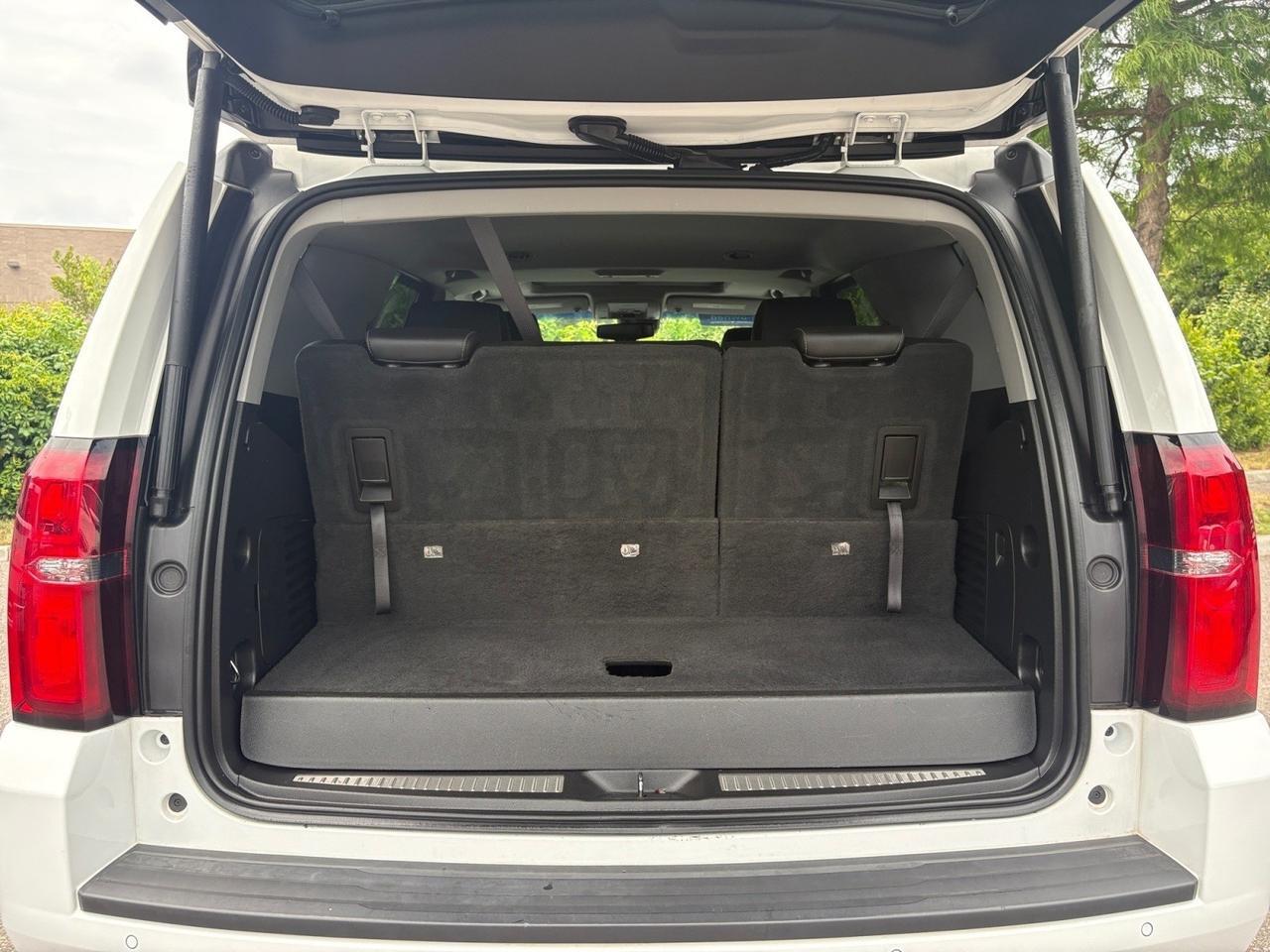 2018 Chevrolet Tahoe LT, RUNNING BOARDS, POWER LIFTGATE, SUNROOF, APPLE CARPLAY/ANDROID AUT0, BLIND SPOT ALERT, FORWARD COLLISION WARNING, CAPTAINS CHAIRS, POWER 3RD ROW SEATING, HEATED SEATS, LOW MILES, TAKE THE KEYS TO A TAHOE! Virginia Beach VA 2018 Chevrolet Tahoe LT, RUNNING BOARDS, POWER LIFTGATE, SUNROOF, APPLE CARPLAY/ANDROID AUT0, BLIND SPOT ALERT, FORWARD COLLISION WARNING, CAPTAINS CHAIRS, POWER 3RD ROW SEATING, HEATED SEATS, LOW MILES, TAKE THE KEYS TO A TAHOE! Virginia Beach VA