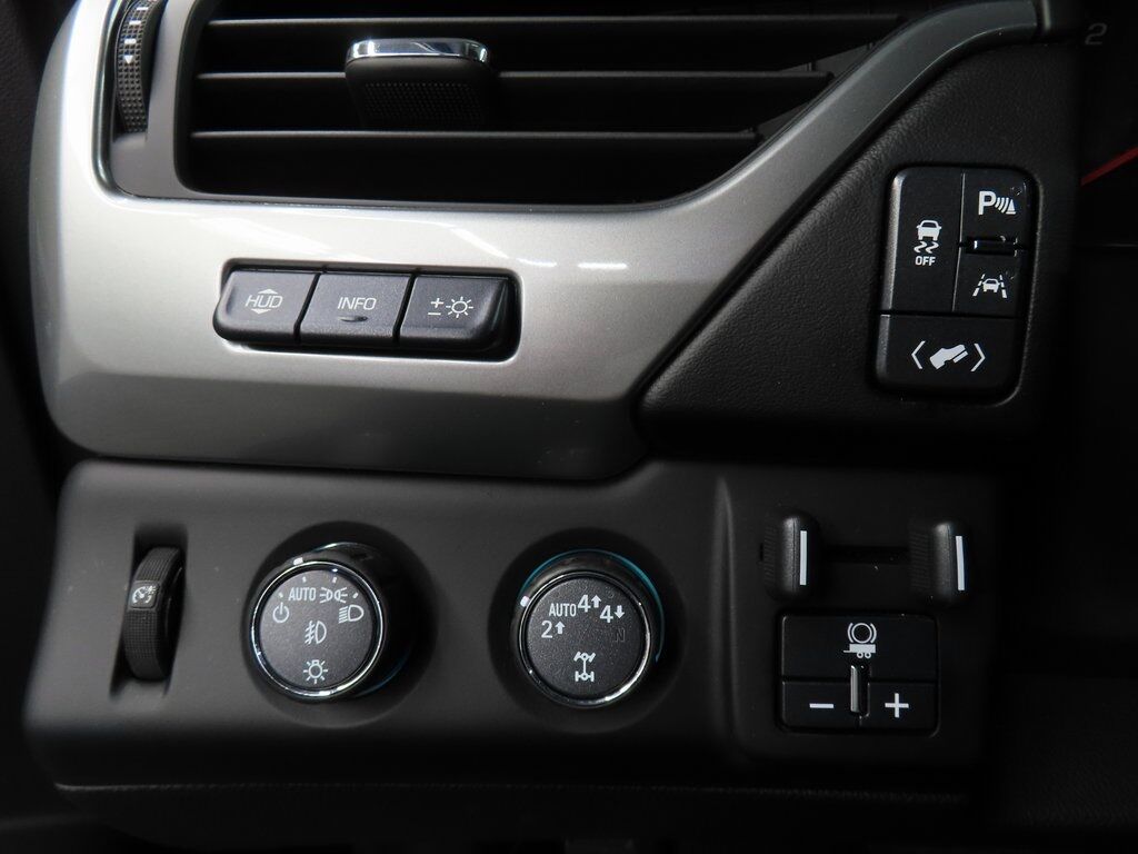 2018 Chevrolet Tahoe Premier 4WD Fond du Lac WI 2018 Chevrolet Tahoe Premier 4WD Fond du Lac WI