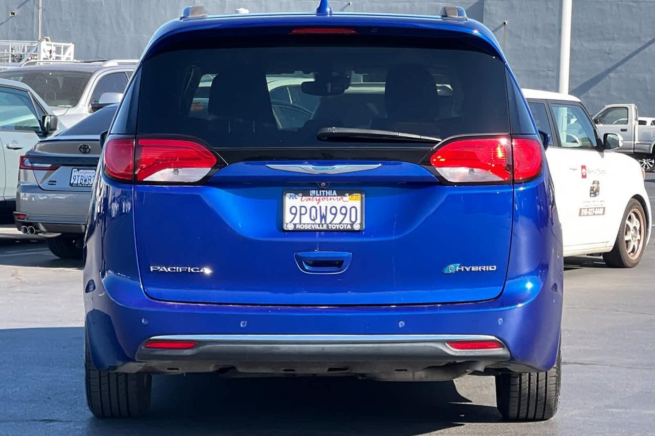 2018 Chrysler Pacifica Hybrid Limited Roseville CA