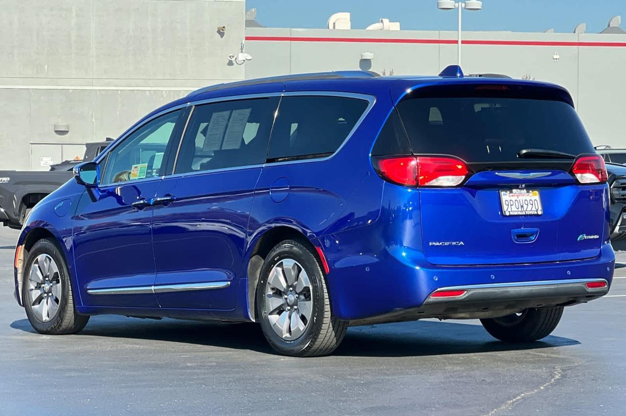 2018 Chrysler Pacifica Hybrid Limited Roseville CA