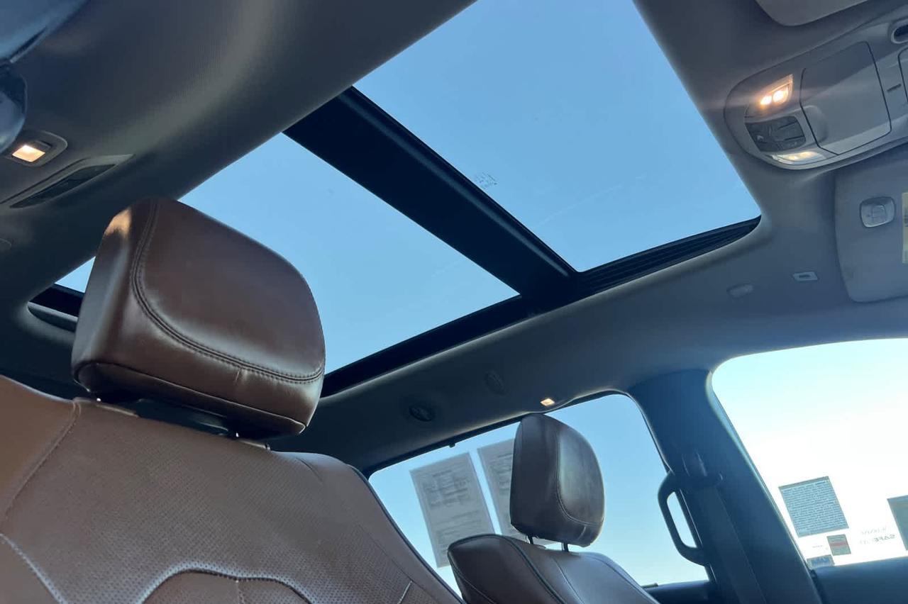 2018 Chrysler Pacifica Hybrid Limited Roseville CA
