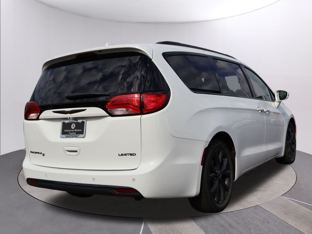 2018 Chrysler Pacifica Limited