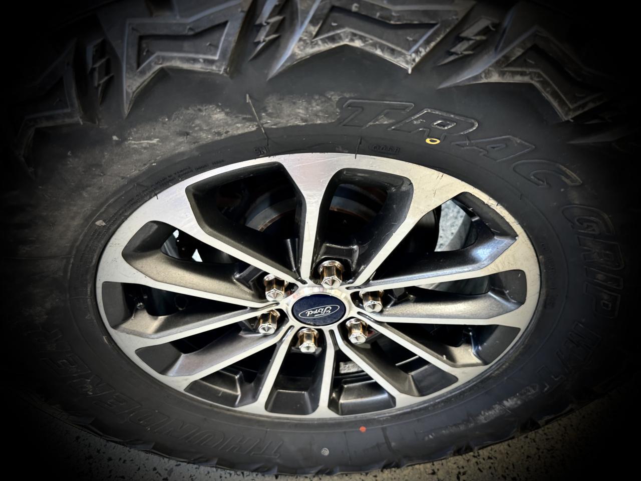 FORDF150 CREW CAB 4X413