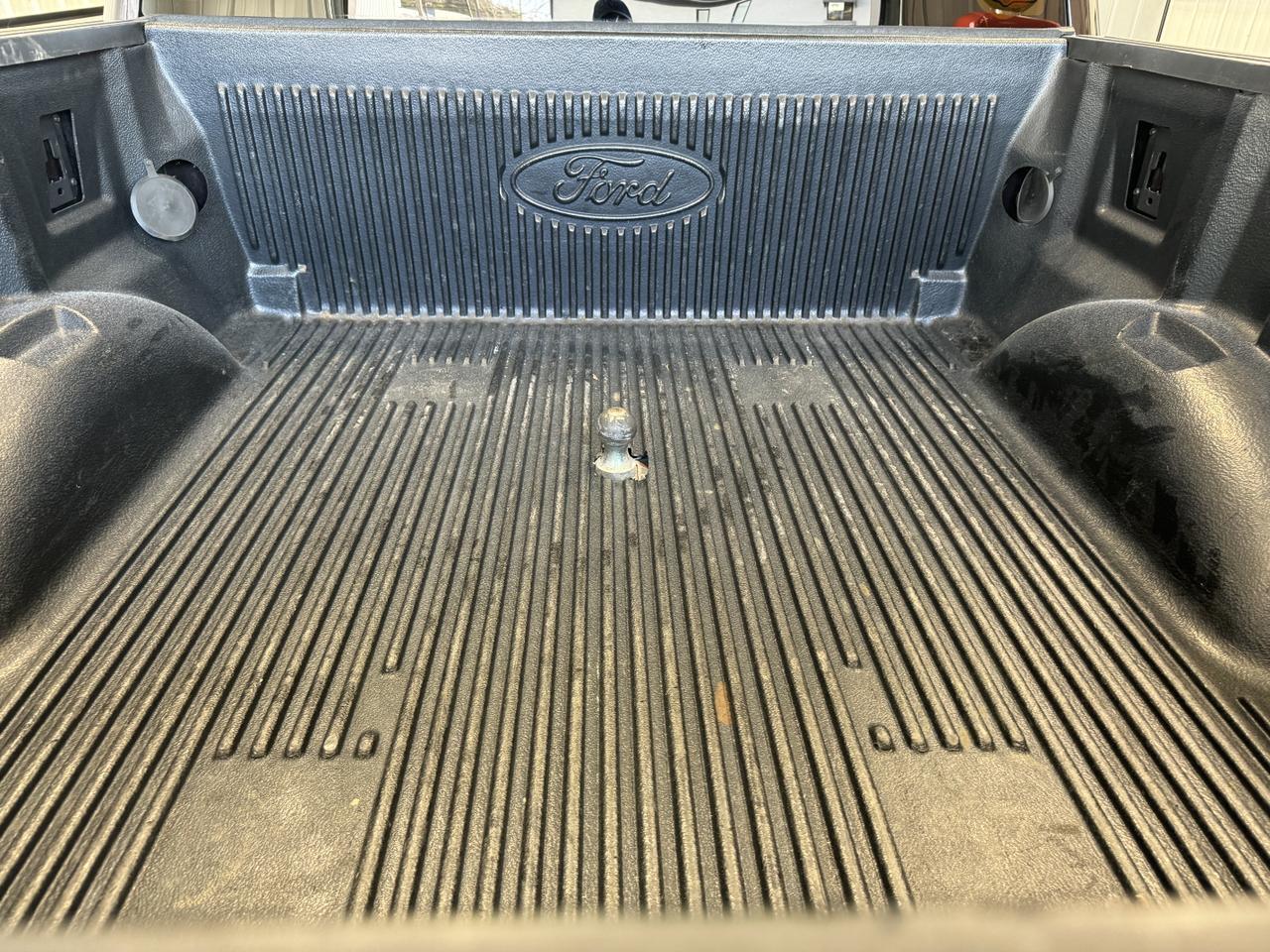 FORDF150 CREW CAB 4X410