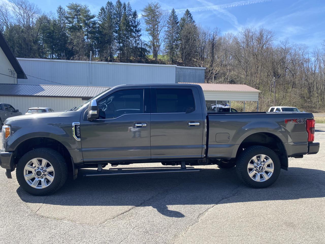FORDF250 CREW CAB 4X43