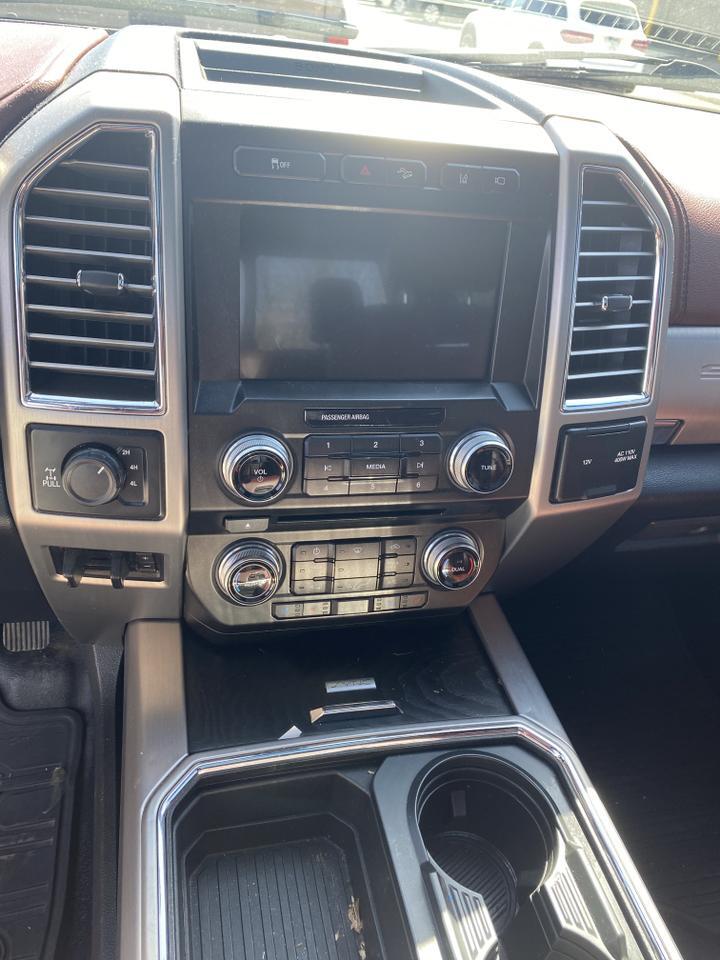 FORDF250 CREW CAB 4X48