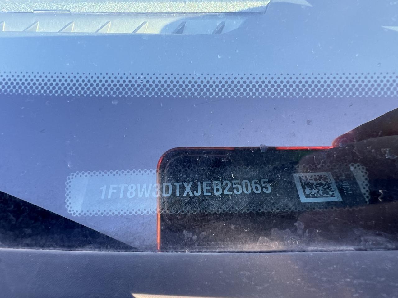 FORDF350 CREW CAB 4X420