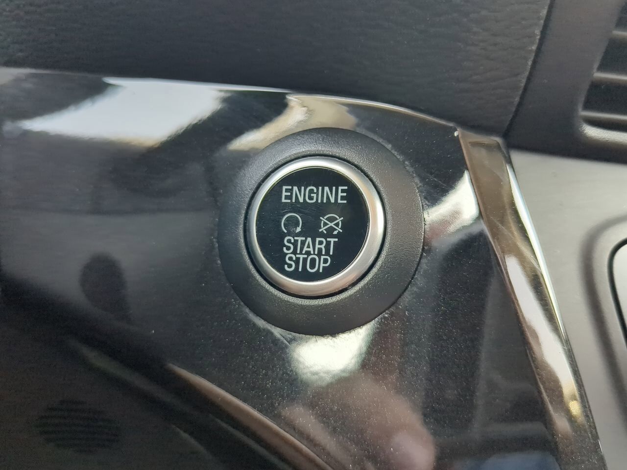 2018 Ford Escape Titanium Appleton WI