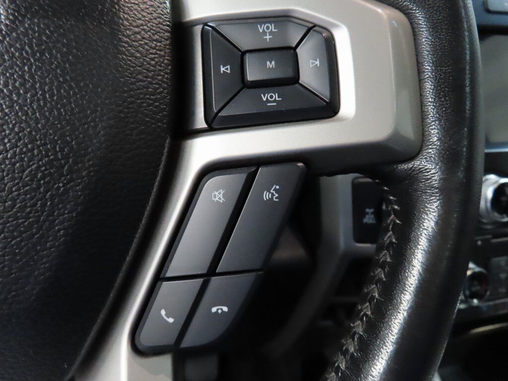 2018 Ford F-150 4x4 SuperCrew Lariat Fond du Lac WI 2018 Ford F-150 4x4 SuperCrew Lariat Fond du Lac WI