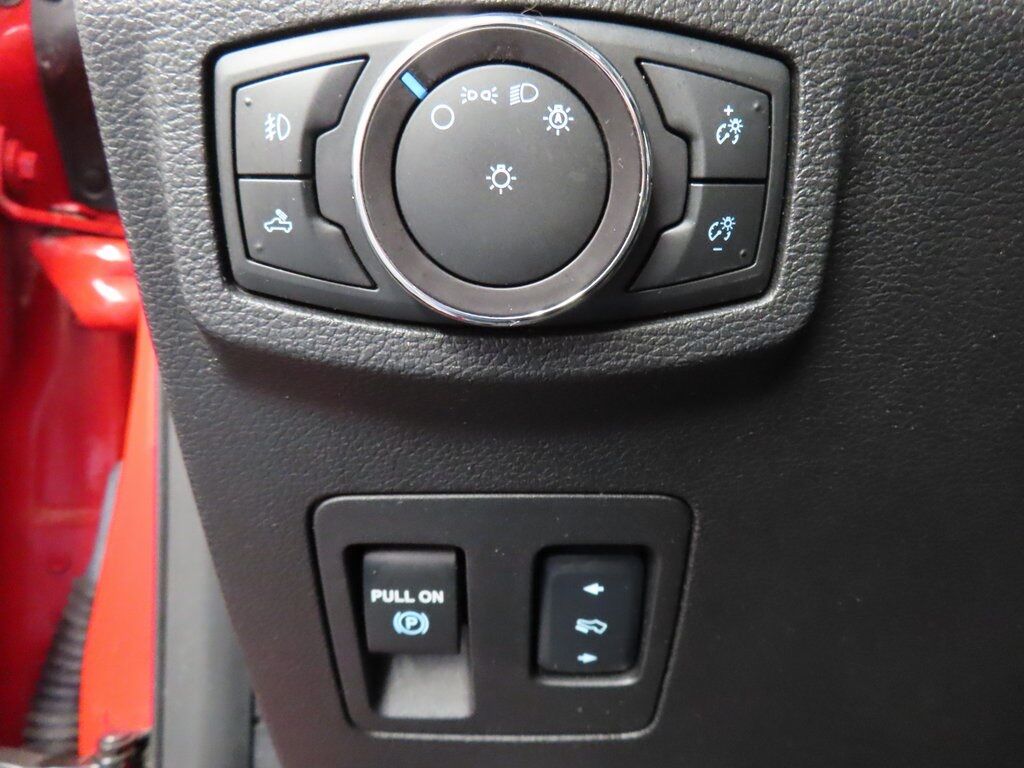 2018 Ford F-150 4x4 SuperCrew XLT Fond du Lac WI 2018 Ford F-150 4x4 SuperCrew XLT Fond du Lac WI