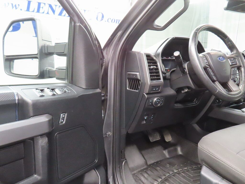 2018 Ford F-150 4x4 SuperCrew XLT Fond du Lac WI 2018 Ford F-150 4x4 SuperCrew XLT Fond du Lac WI