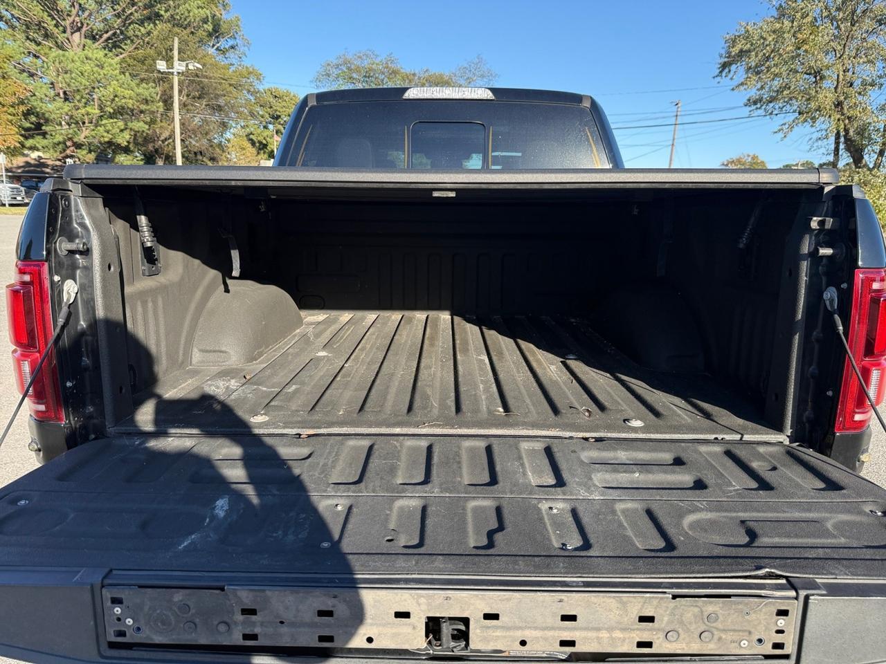 2018 Ford F-150 Raptor, HEATED AND VENTILATED SEATS, HEATED STEERING WHEEL, HEATED REAR, B;O SPEAKERS, TOW PACKAGE, POWER SLIDING REAR WINDOW, BACKUP CAMERA, MOONROOF, APPLE CARPLAY/ANDROID AUTO, THIS RAPTOR IS FULLY LOADED! Norfolk VA 2018 Ford F-150 Raptor, HEATED AND VENTILATED SEATS, HEATED STEERING WHEEL, HEATED REAR, B;O SPEAKERS, TOW PACKAGE, POWER SLIDING REAR WINDOW, BACKUP CAMERA, MOONROOF, APPLE CARPLAY/ANDROID AUTO, THIS RAPTOR IS FULLY LOADED! Norfolk VA