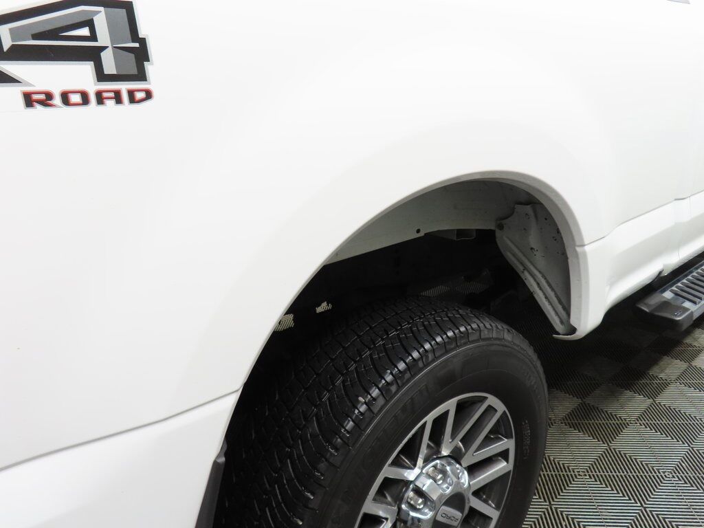 2018 Ford F-250 Super Duty 4x4 Crew Cab Lariat Fond du Lac WI 2018 Ford F-250 Super Duty 4x4 Crew Cab Lariat Fond du Lac WI