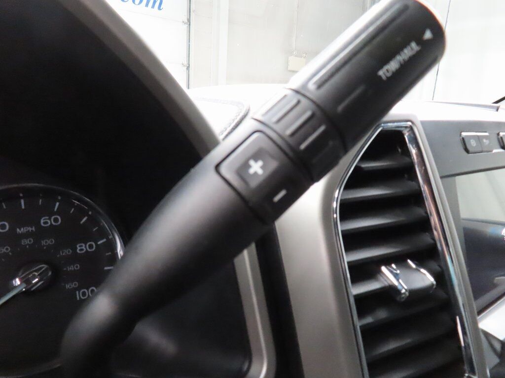 2018 Ford F-250 Super Duty 4x4 Crew Cab Lariat Fond du Lac WI 2018 Ford F-250 Super Duty 4x4 Crew Cab Lariat Fond du Lac WI