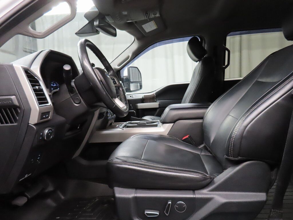 2018 Ford F-250 Super Duty 4x4 Crew Cab Lariat Fond du Lac WI 2018 Ford F-250 Super Duty 4x4 Crew Cab Lariat Fond du Lac WI