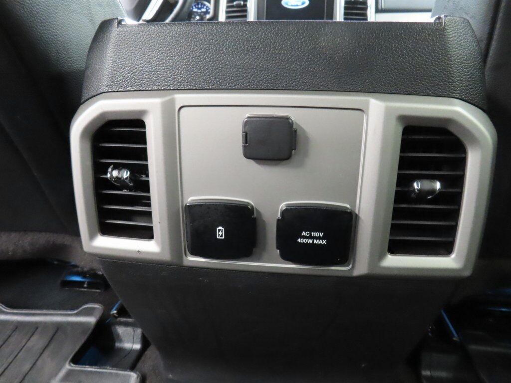 2018 Ford F-250 Super Duty 4x4 Crew Cab Lariat Fond du Lac WI 2018 Ford F-250 Super Duty 4x4 Crew Cab Lariat Fond du Lac WI