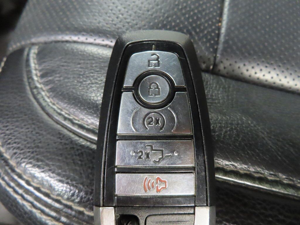 2018 Ford F-250 Super Duty 4x4 Crew Cab Lariat Fond du Lac WI 2018 Ford F-250 Super Duty 4x4 Crew Cab Lariat Fond du Lac WI