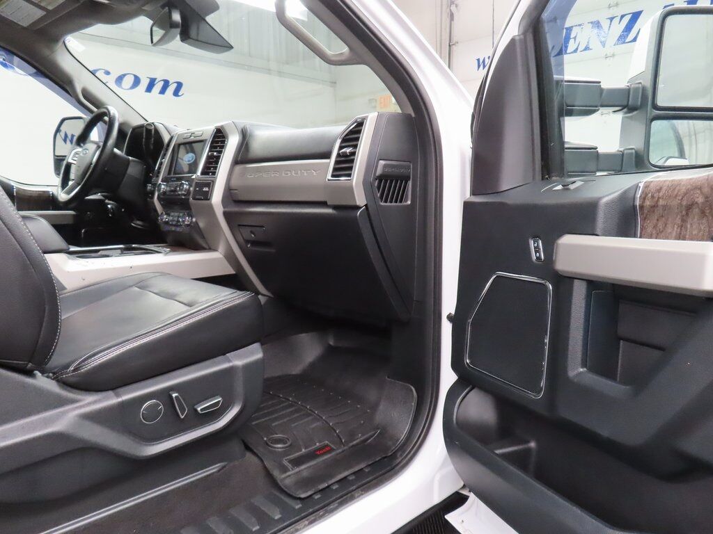 2018 Ford F-250 Super Duty 4x4 Crew Cab Lariat Fond du Lac WI 2018 Ford F-250 Super Duty 4x4 Crew Cab Lariat Fond du Lac WI