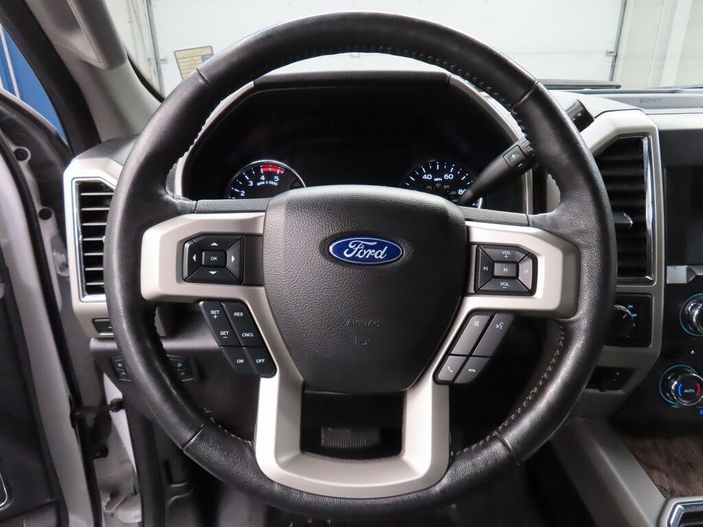 2018 Ford F-250 Super Duty 4x4 Crew Cab Lariat Fond du Lac WI 2018 Ford F-250 Super Duty 4x4 Crew Cab Lariat Fond du Lac WI