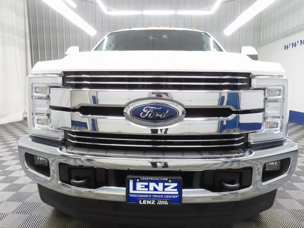 2018 Ford F-250 Super Duty 4x4 Crew Cab Lariat Fond du Lac WI 2018 Ford F-250 Super Duty 4x4 Crew Cab Lariat Fond du Lac WI
