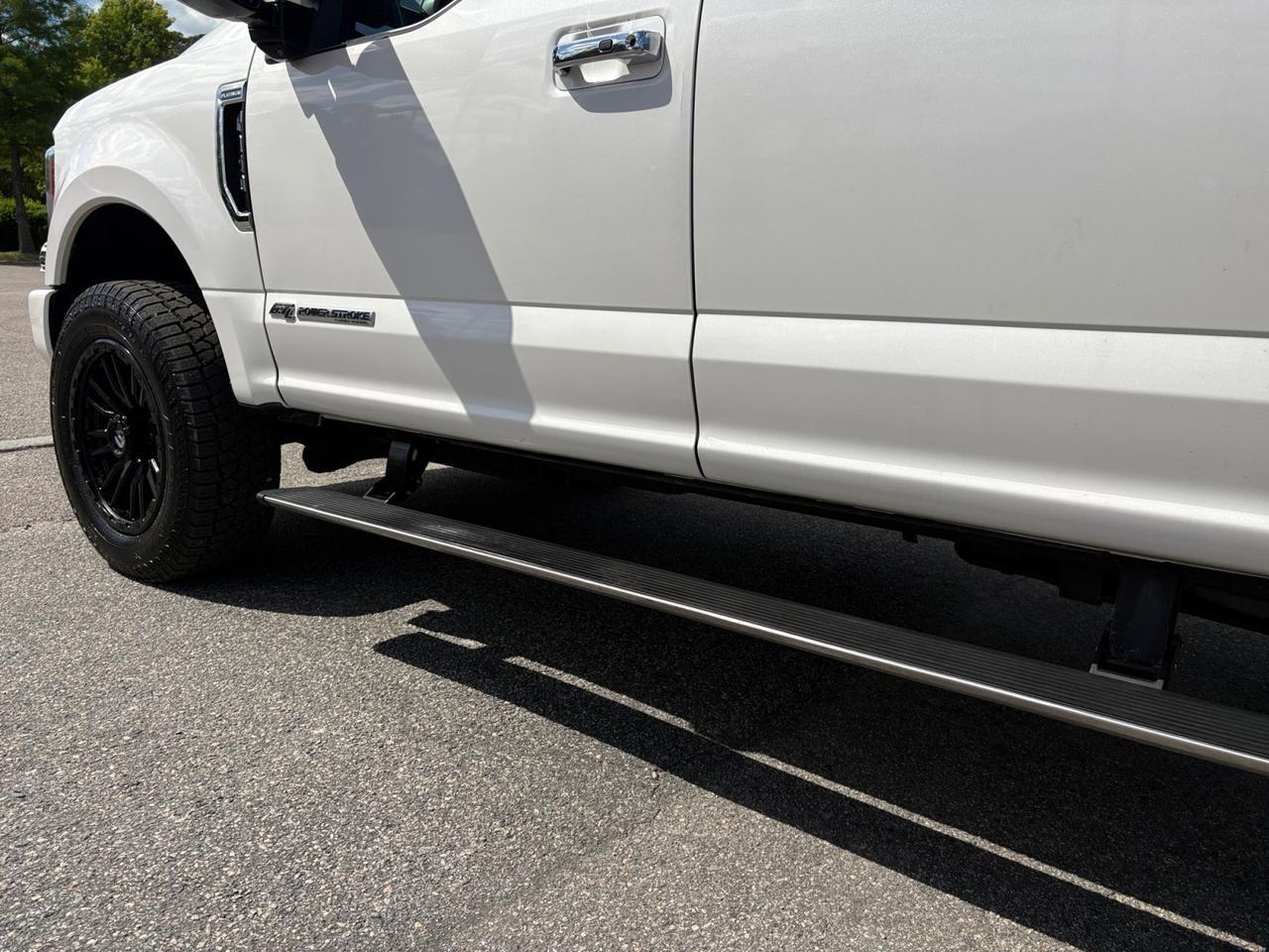 2018 Ford Super Duty F-350 SRW Platinum, POWER RUNNING BOARDS, REMOTE TAILGATE RELEASE, BLIND SPOT ALERT, LANE KEEP ASSIST, 5TH WHEEL/GOOSENECK TOW PACKAGE, TWIN PANEL MOONROOF, REMOTE START, NAVIGATION, HEATED & COOLING SEATS, BACKUP CAMERA, TOW HITCH CAMERA, LOW MILES, CLEAN CAR Virginia Beach VA 2018 Ford Super Duty F-350 SRW Platinum, POWER RUNNING BOARDS, REMOTE TAILGATE RELEASE, BLIND SPOT ALERT, LANE KEEP ASSIST, 5TH WHEEL/GOOSENECK TOW PACKAGE, TWIN PANEL MOONROOF, REMOTE START, NAVIGATION, HEATED & COOLING SEATS, BACKUP CAMERA, TOW HITCH CAMERA, LOW MILES, CLEAN CAR Virginia Beach VA