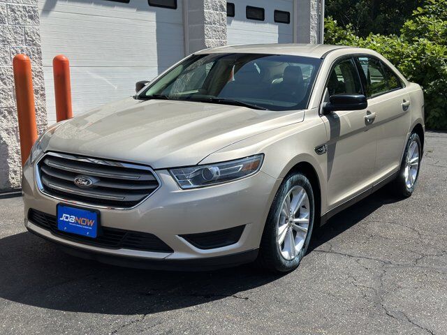 2018 Ford Taurus
