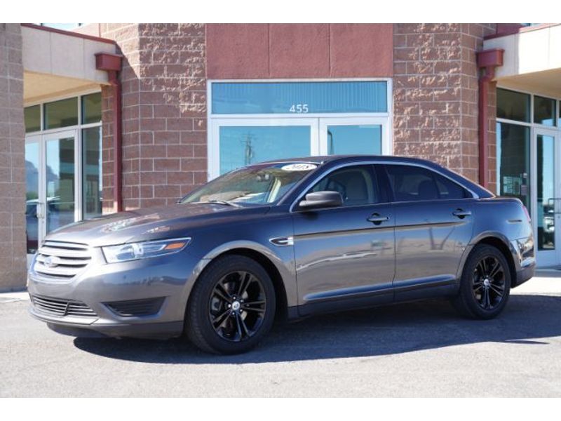 2018 Ford Taurus SE