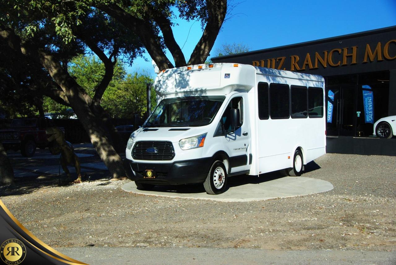 2018 Ford Transit Cutaway Base's photo