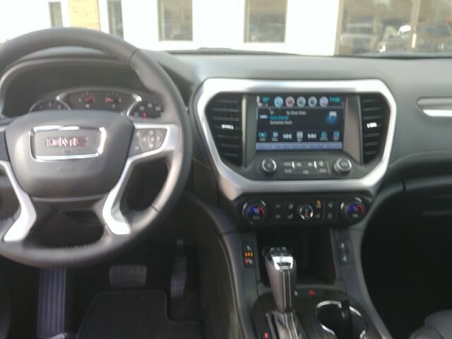 2018 GMC Acadia SLT Oshkosh WI