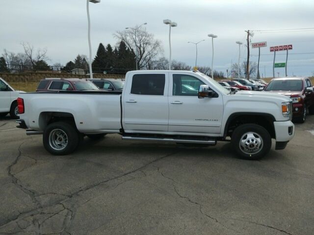 2018 GMC Sierra 3500HD Denali Oshkosh WI