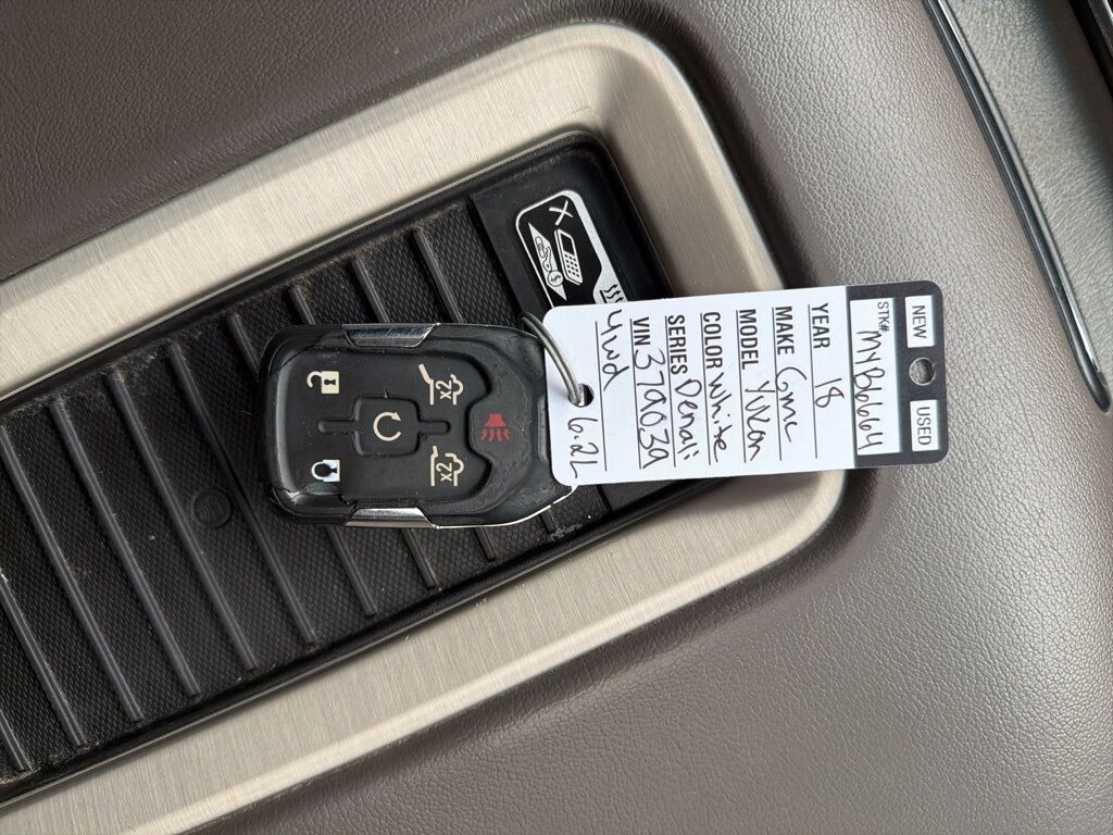 2018 GMC Yukon XL Denali 4WD Minocqua WI 2018 GMC Yukon XL Denali 4WD Minocqua WI