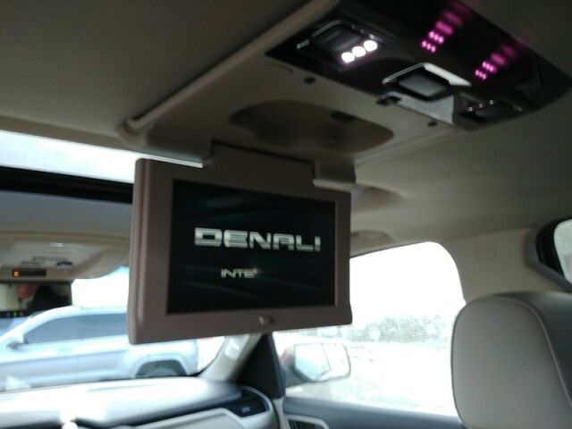 2018 GMC Yukon XL Denali Oshkosh WI