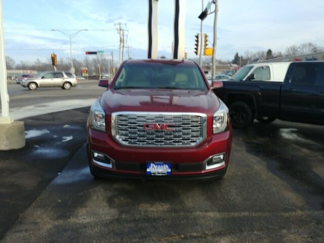 2018 GMC Yukon XL Denali Oshkosh WI
