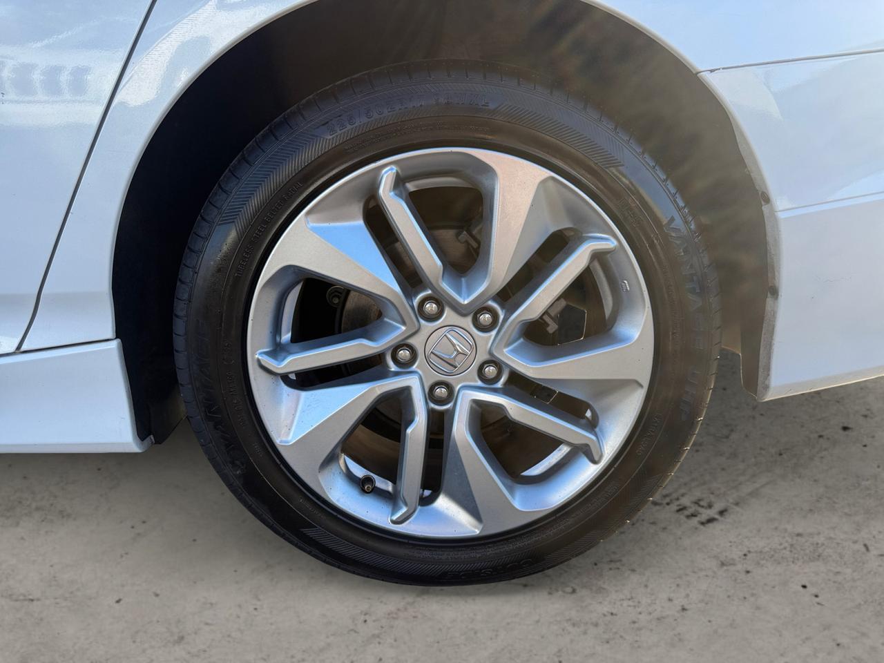 2018 HONDA ACCORD LX Kansas City MO 2018 HONDA ACCORD LX Kansas City MO