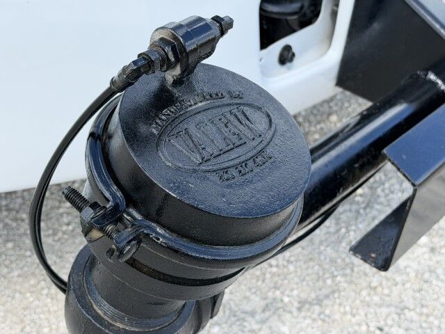 2018 Hino 338 2,000 Gal Steel Water Tank Truck Homestead FL 2018 Hino 338 2,000 Gal Steel Water Tank Truck Homestead FL