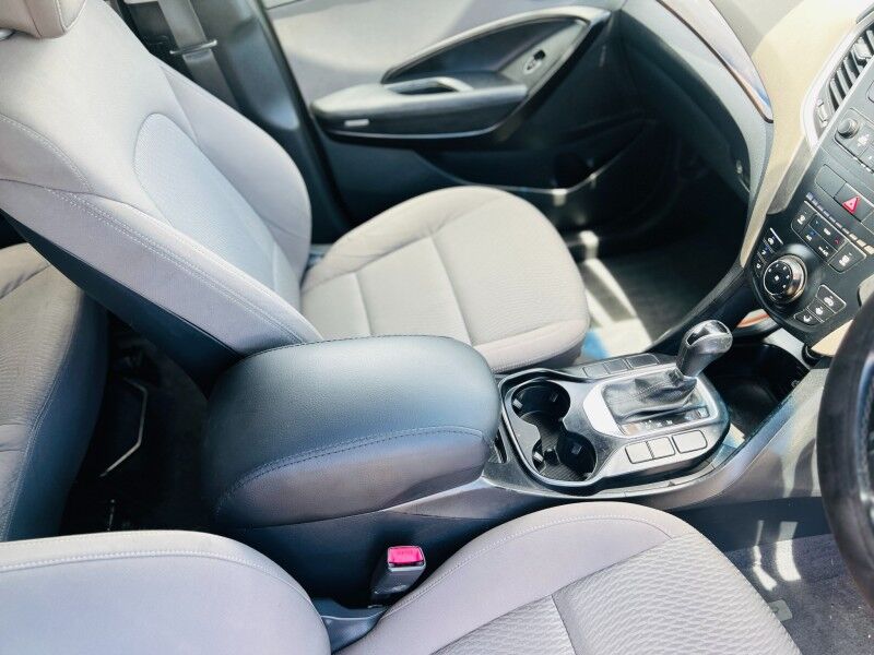 2018 Hyundai Santa Fe DM (2.4L Petrol) Vaitele 2018 Hyundai Santa Fe DM (2.4L Petrol) Vaitele
