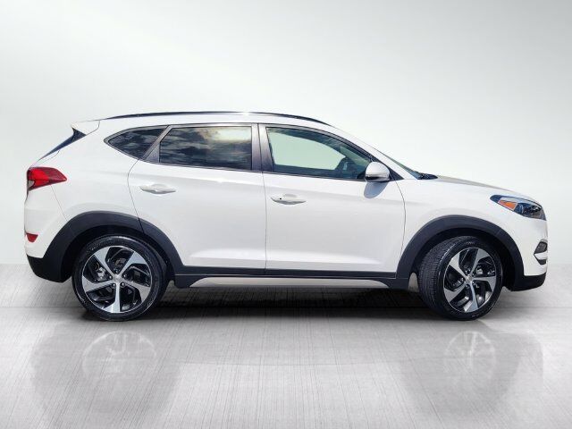 2018 Hyundai Tucson Value 2018 Hyundai Tucson Value
